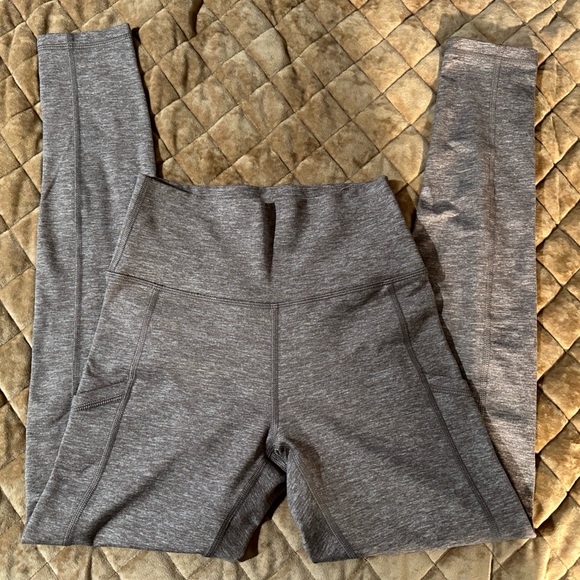 Aerie The Hugger Leggings - Picture 2 of 4